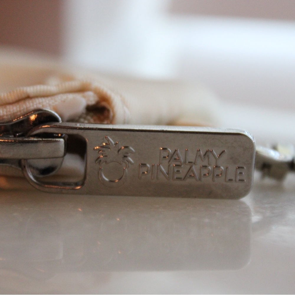 Penny Pouch & Stanley Inspired Stash Jar Keychain Mini Bag Beige with Silver - Picture 7 of 9